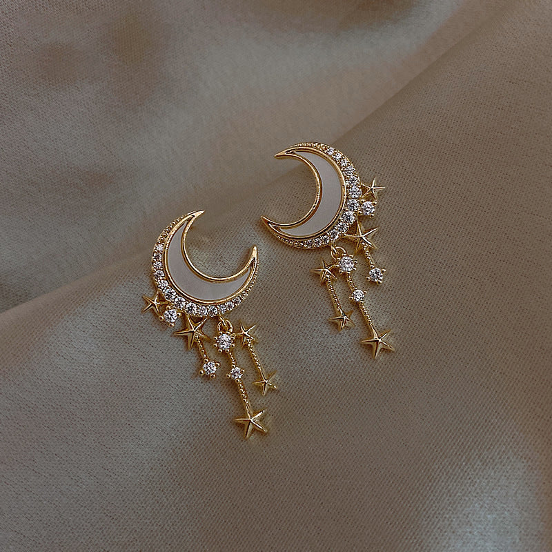 Japanese And Korean Fashion New Moon Tassel Rhinestone Earring Earrings Wild Irregular Imitation Pearl Earring Earrings Wholesale