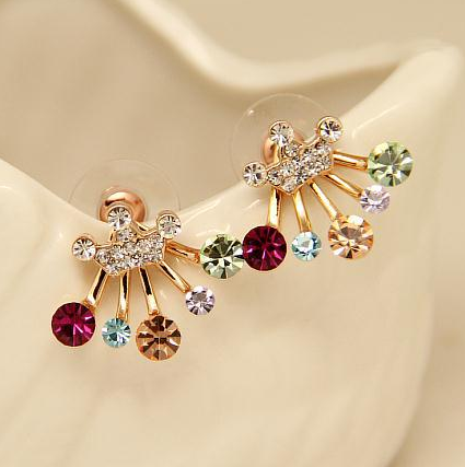 Bow crown stud earrings