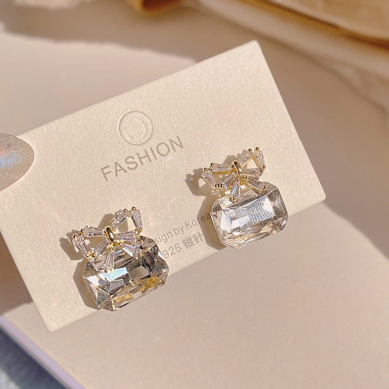 Zircon Bowknot Earrings 2021 New Trendy Temperament Earrings High-end Sense Light Luxury Crystal Small Personality Earrings